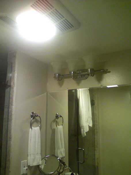 Hotel_Bathroom_Light1